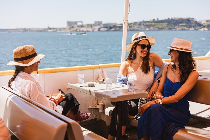 Lisbon Hop-On Hop-Off Bus, Tram Tour, River Cruise for 72/96Hour - Finding stops and managing the waits