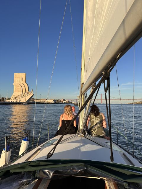 Lisbon: Private sailboat tours on Tagus River - Starting at Alcântara or Bom Sucesso