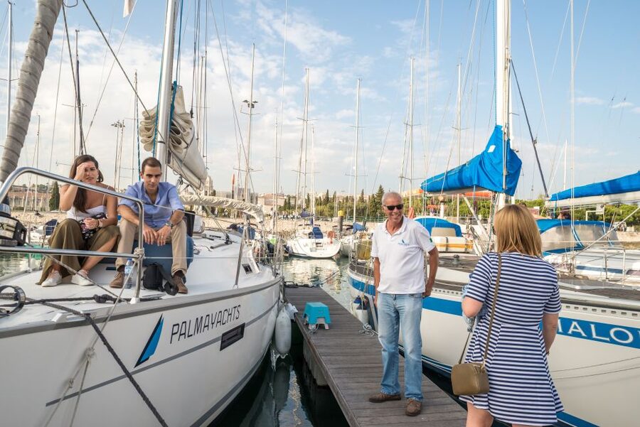 Lisbon: Private Sunset Cruise on the Tagus River with Drink - Why Lisbon is best seen from the Tagus