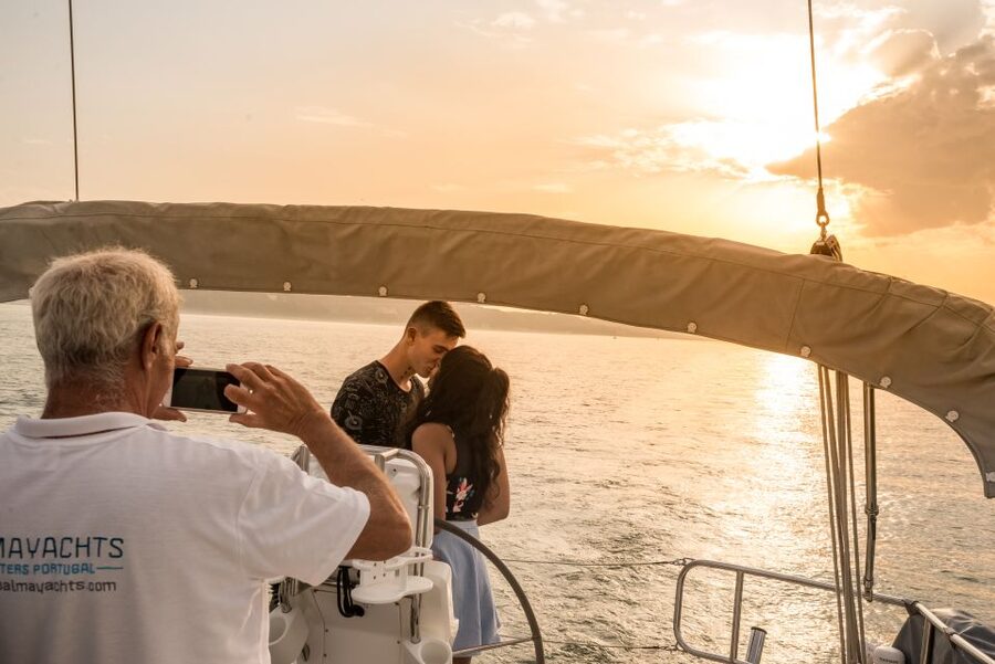 Lisbon: Private Sunset Cruise on the Tagus River with Drink - What the private price means for your group