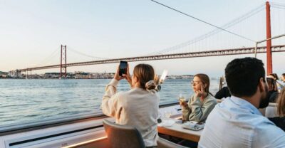 Sunset Cruise with Welcome Drink and Snacks