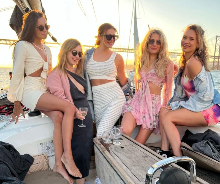 Lisbon: Tagus River Cruise, Morning, Day, Sunset, or Night - Morning, daytime, sunset, or night