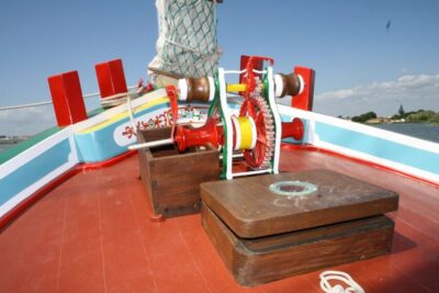 Tagus River Express Cruise in a Traditional Vessel