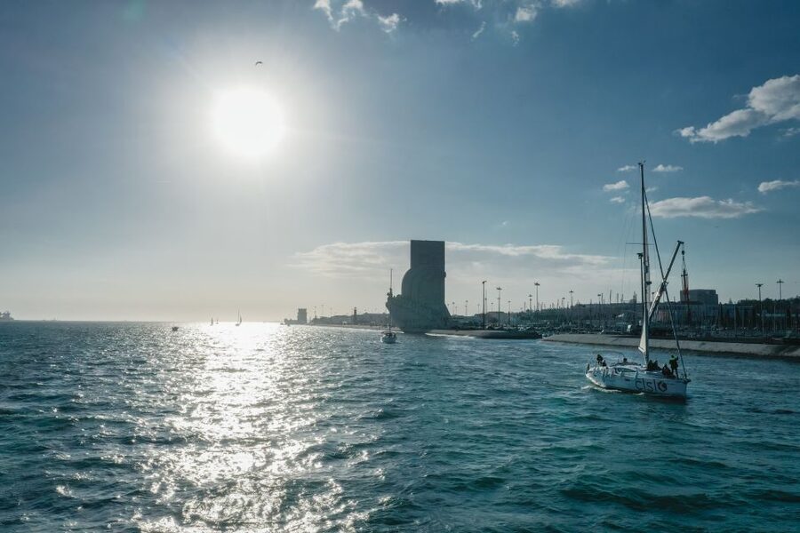 Lisbon: Tagus River Sailboat Tour - How personal is the sailing experience?
