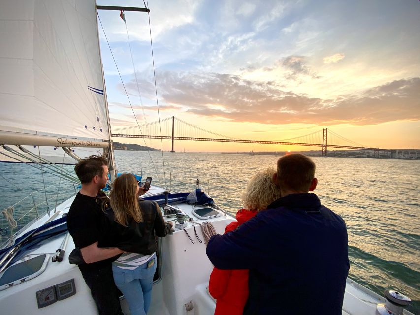 Lisbon: Tagus River Sunset Cruise with Drinks - Under the 25 de Abril Bridge