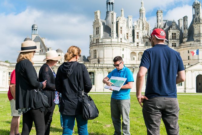 Loire Valley Wine and Castles Small-Group Day Trip from Paris - Chenonceau: the château built across the river