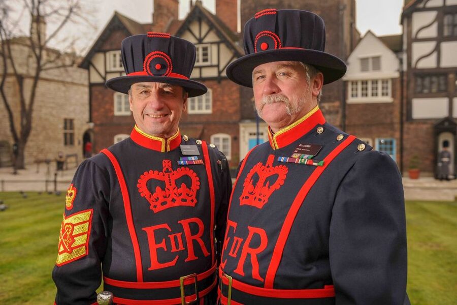 London: Crown Jewels Tour with River Cruise - St. Paul’s Cathedral and Wren’s great dome