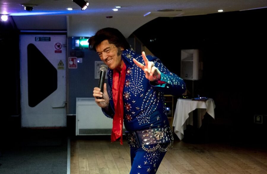 London: Dinner Cruise with Elvis Tribute on the Thames River - Booking details that matter