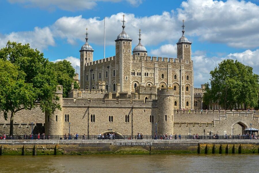 London: Full-Day Sightseeing Bus Tour with River Cruise - Westminster, Big Ben, and the royal route