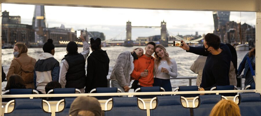 London: Hop-On Hop-Off 1-Day River Sightseeing Adventure - Starting at Westminster and seeing central London from the river