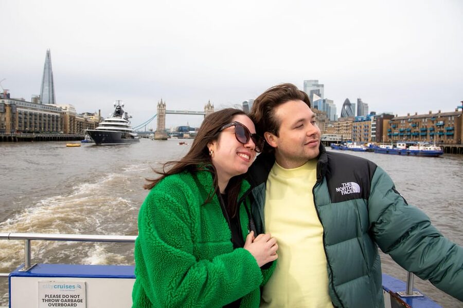 London: River Thames Hop-On Hop-Off Sightseeing Cruise - Key points to know before boarding
