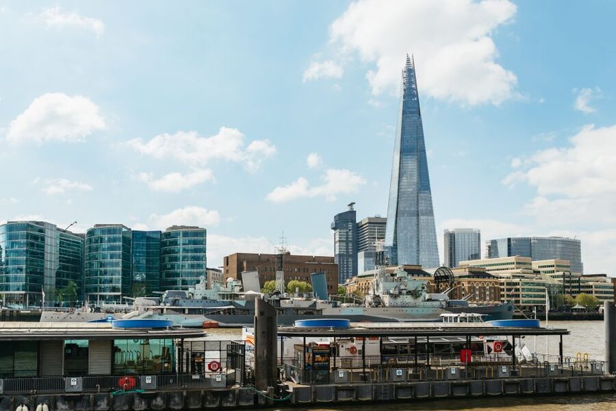 London: River Thames Hop-On Hop-Off Sightseeing Cruise - Is $33 good value for one day?