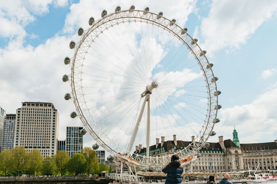 London: River Thames Hop-On Hop-Off Sightseeing Cruise - HMS Belfast, the Shard, and Tower Pier