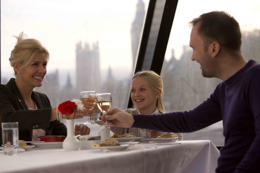 London River Thames Lunch Cruise - Should you book the London River Thames Lunch Cruise?