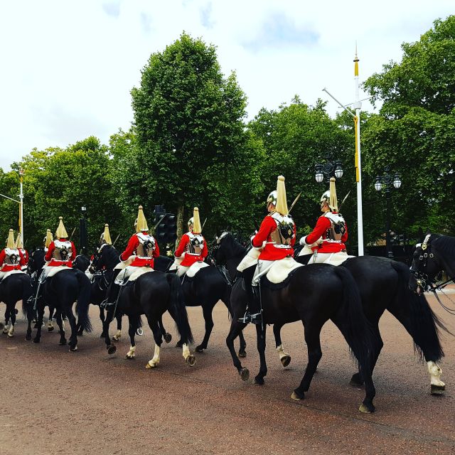 London: Thames River Cruise and 3-Hour Westminster Tour - Timing, walking, and what to bring