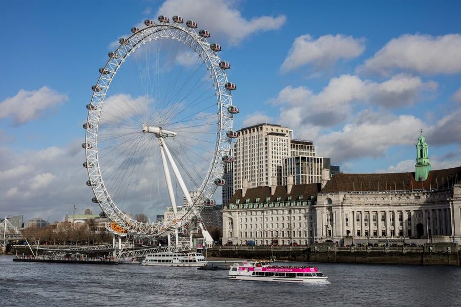 London: Thames River Cruise with Optional London Eye Ticket - Big Ben and the Palace of Westminster from the water