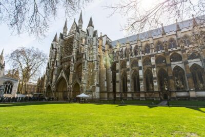 London Tootbus Hop on Hop off Bus Tour and Thames River Cruise