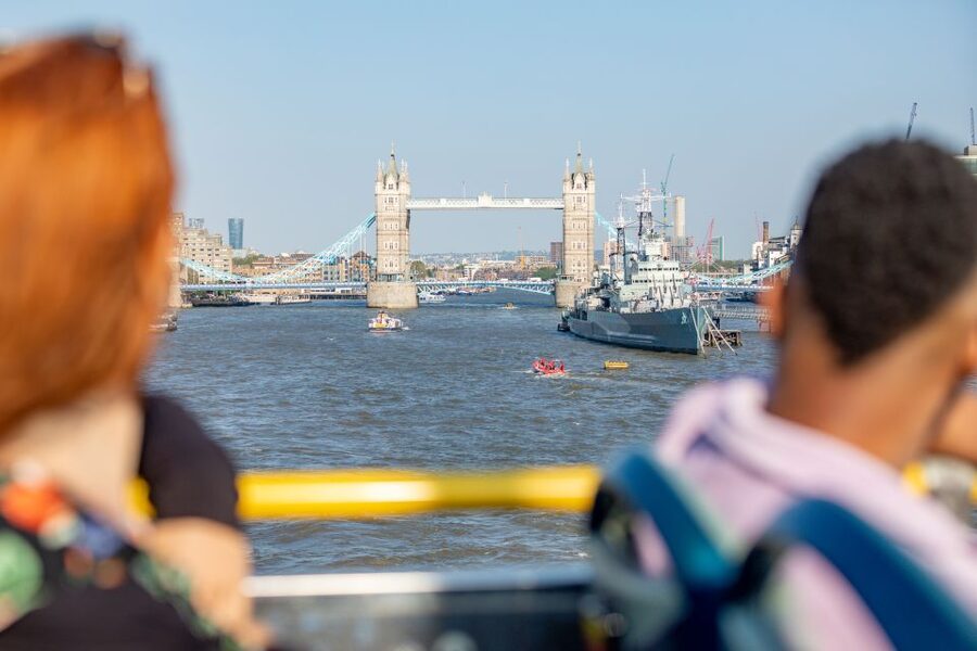 London: Tootbus Hop-on Hop-off (Optional River Cruise) - Blue and Green routes: useful additions, different timing
