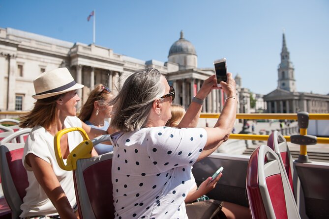 London Tootbus Hop-on Hop-off (Optional Thames Cruise) - What the staff and drivers add