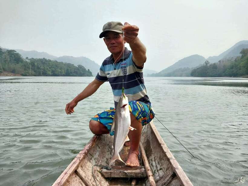 Luang Prabang: Mekong Fishing with a Local Fisherman & Lunch - Learning two old fishing methods from a working fisherman