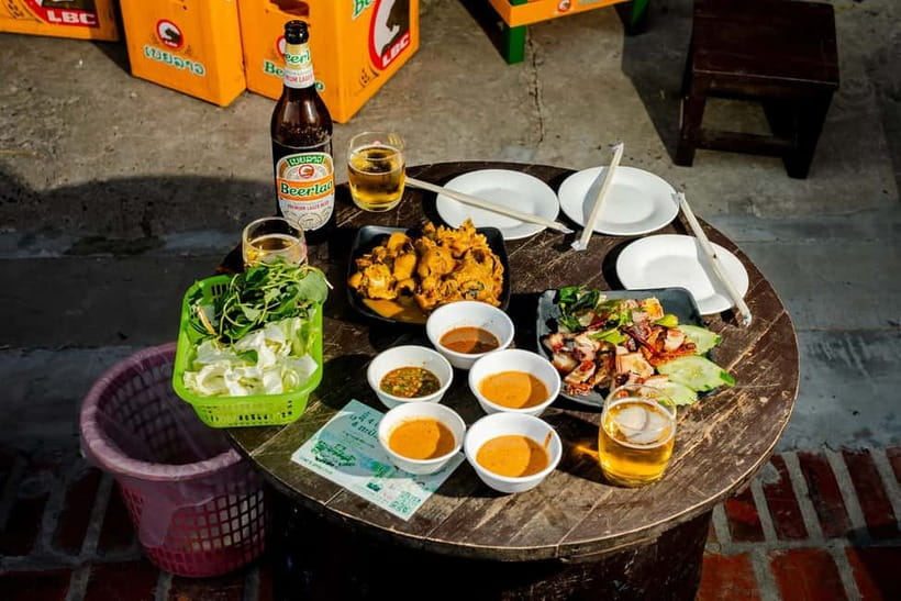 Luang Prabang: Mekong Meals Food Tour with 15+ Tastings - The monk visit and the cultural side of the evening