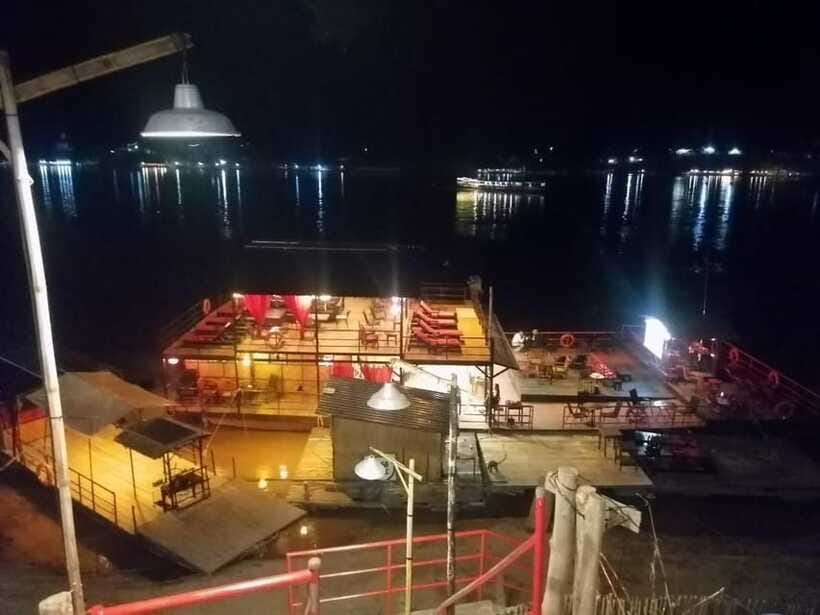 Luang Prabang: Mekong Sunset Cruise & Lao Tasting Dinner - Key points to know