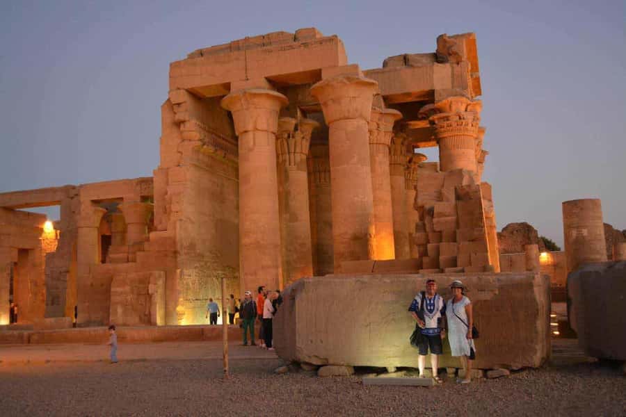 Luxor: 4 Days Nile Cruise with Guided Tours & Abu Simbel - What $599 gets you on this Nile cruise