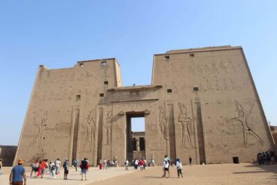4 Days Nile Cruise with Guided Tours & Abu Simbel