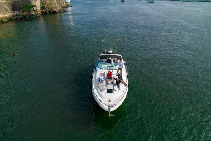 Luxury Douro Yacht Tour: Scenic Views & Complimentary Drinks - Languages, flexibility, and planning details