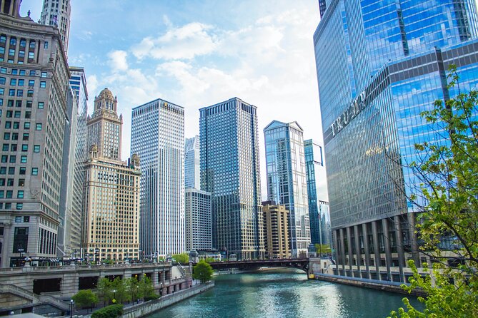 Magnificent Mile Tour With Optional 360 Chicago Upgrade - What $39 gets you