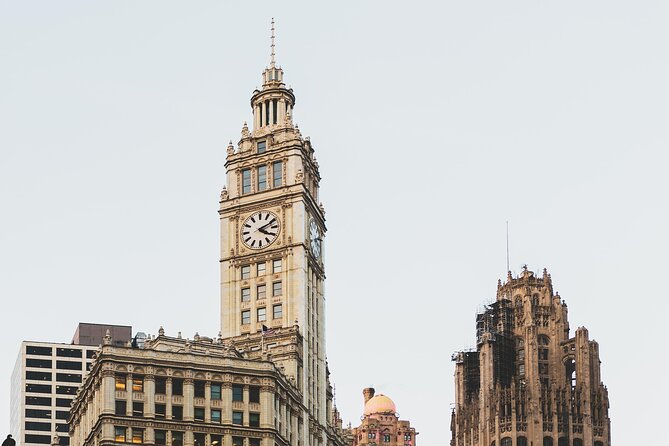 Magnificent Mile Tour With Optional 360 Chicago Upgrade - Reading Chicago from the Riverwalk