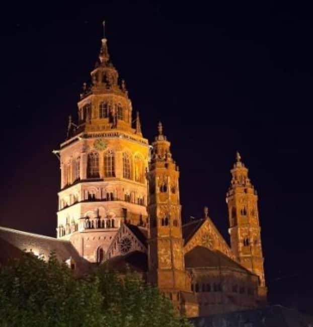 Mainz: guided evening tour of the Rhine riverbank/old town in German and English - Why an evening walk suits Mainz