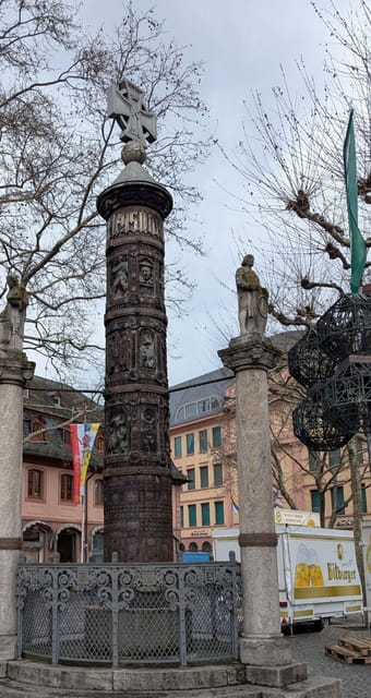 Mainz: guided evening tour of the Rhine riverbank/old town in German and English - Is $20 a fair price for 90 minutes?