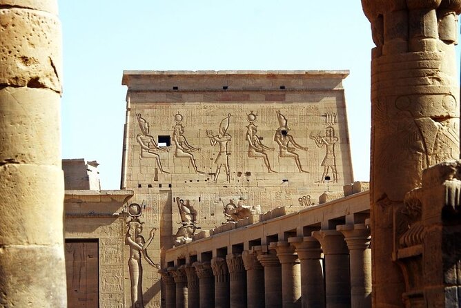 Marvel 10 Day to Giza Pyramids ,White desert ,Nile Cruise & Hotel - The long road to Bahariya Oasis