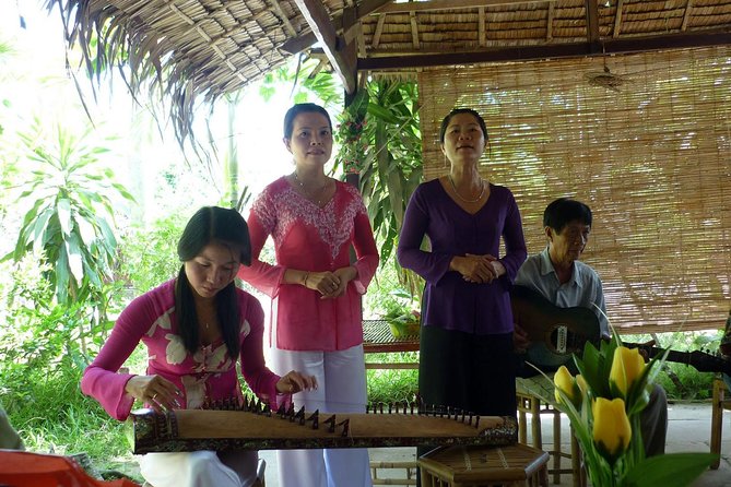 Mekong Delta Small Group Full Day Tour - Vinh Trang Pagoda begins the day with a change of mood