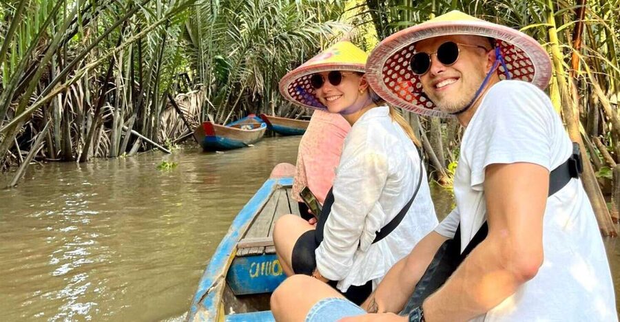MeKong Delta Tour - Folk music, tropical fruit, and honey tea