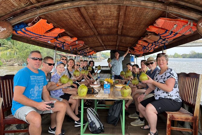 Mekong Delta tour: Ben Tre 1 day by DGT - The sampan ride through narrow canals