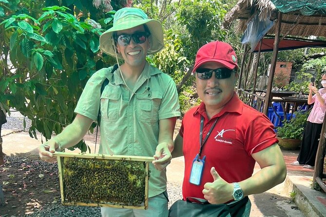 Mekong Delta tour: My Tho - Ben Tre 1 day by DGT - Folk music, demonstrations, and the sales stops