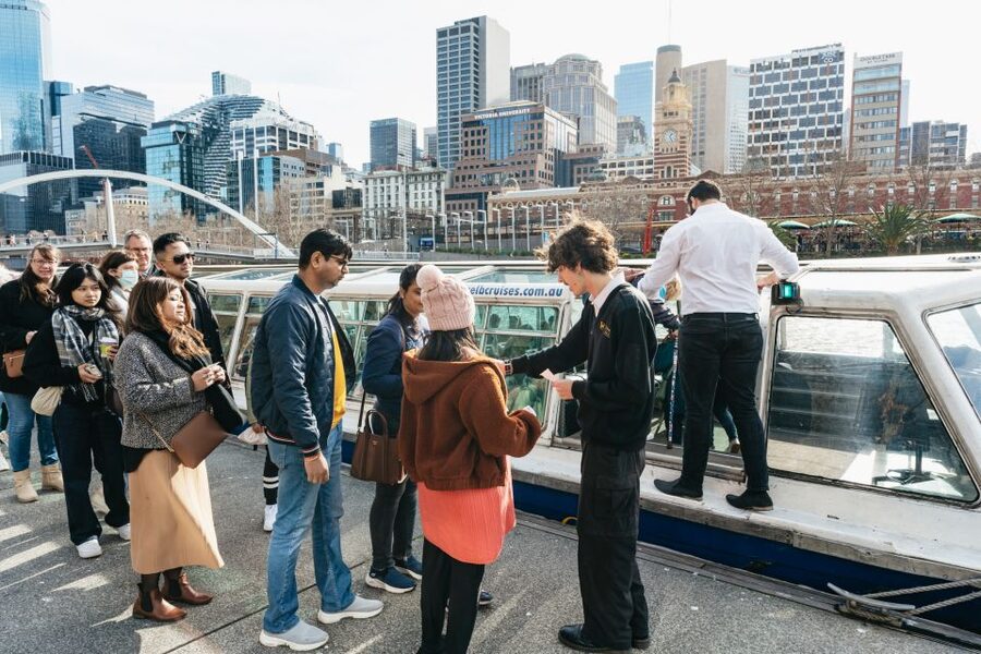 Melbourne: 1-Hour Gardens and Sporting Precinct River Cruise - Melbourne’s sporting precinct from the Yarra
