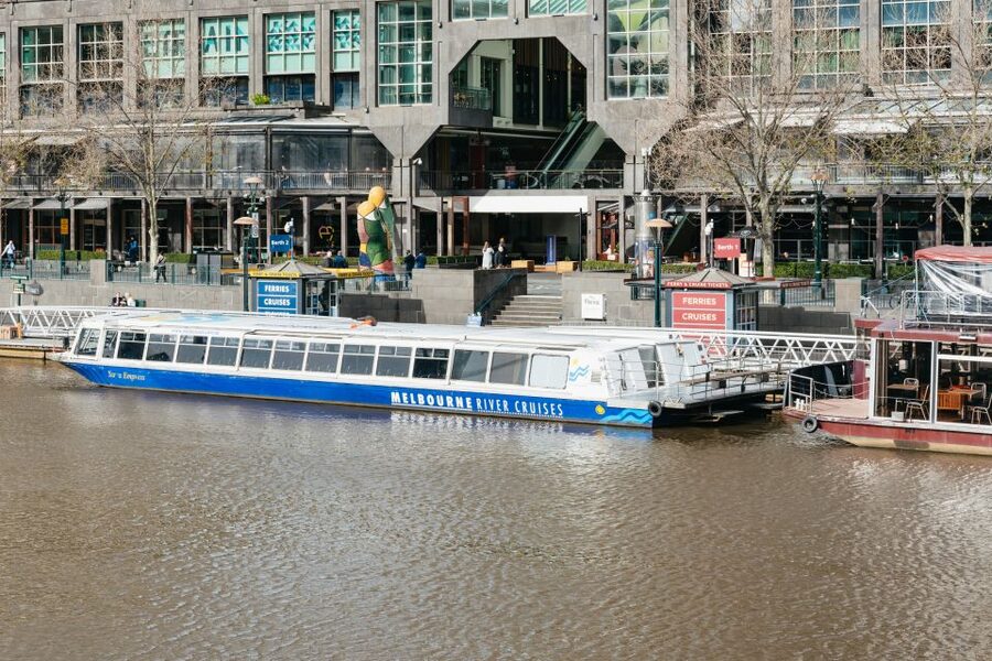 Melbourne: 1-Hour Gardens and Sporting Precinct River Cruise - Tea, coffee and the one-hour pace