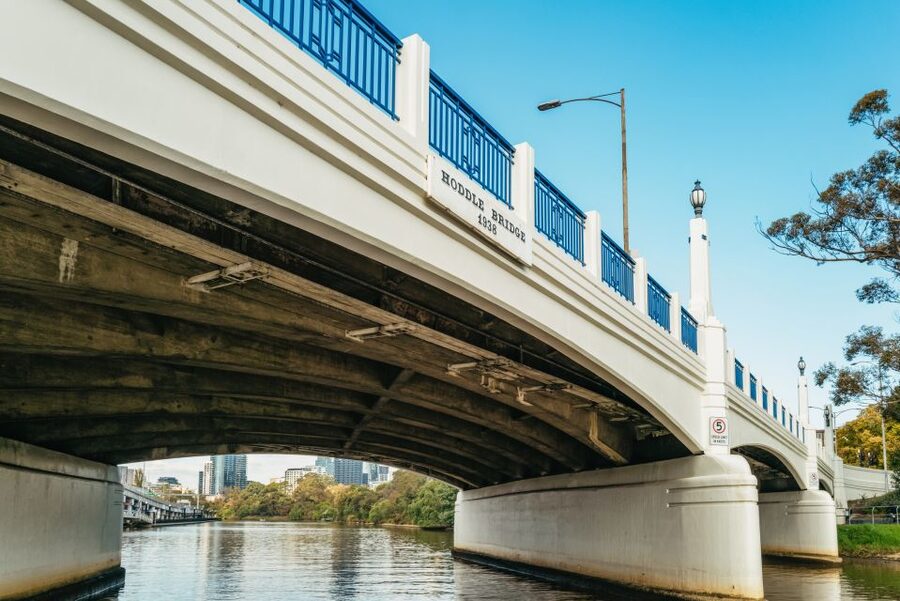 Melbourne: 2-Hour City Highlights River Cruise - Tides, bridges, and the one-hour possibility