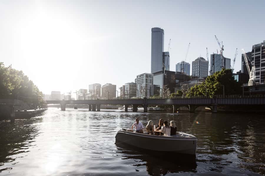 Melbourne: Electric Picnic Boat Rental on the Yarra River - Taking the helm on the Yarra River