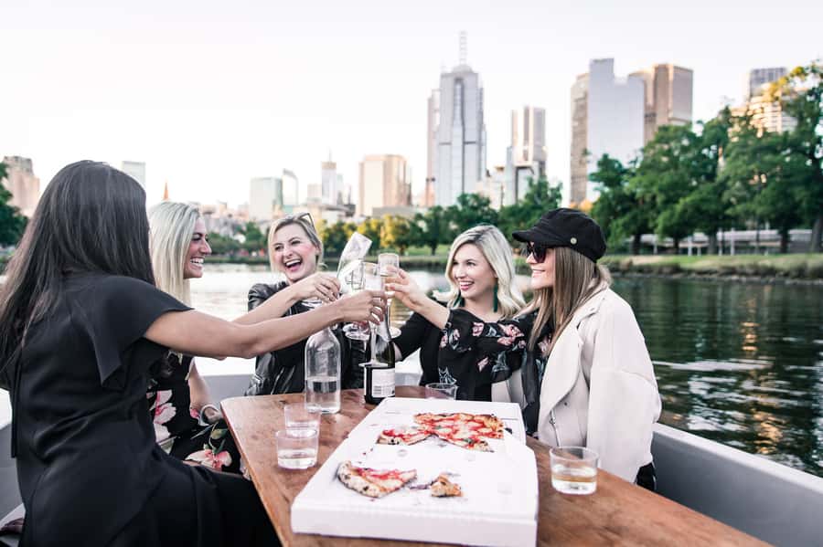 Melbourne: Electric Picnic Boat Rental on the Yarra River - One hour, two hours, or three?