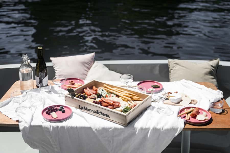 Melbourne: Electric Picnic Boat Rental on the Yarra River - Weather, shade, and the comfort question