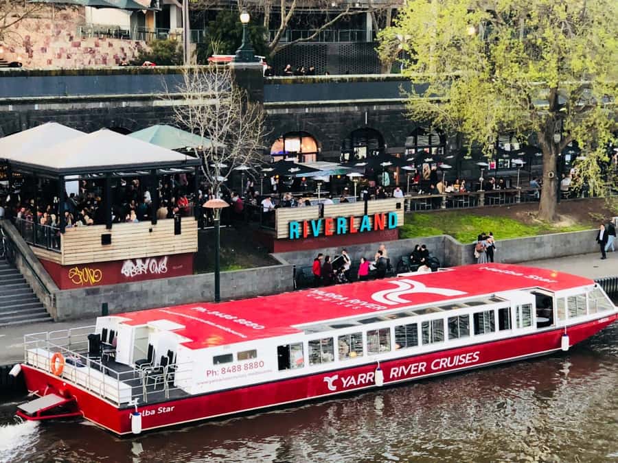 Melbourne: Yarra River Sightseeing Cruise - What you see during the one-hour route