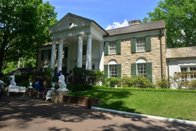 Memphis City Tour with Optional Riverboat Cruise & Sun Studio Add-On Options - A smart first look at Memphis