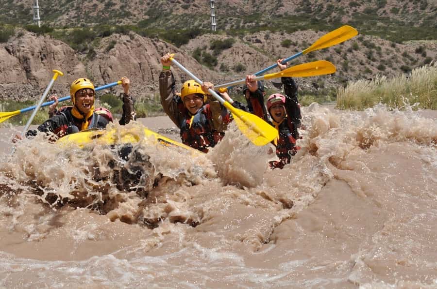 Mendoza: River Rafting & Canopy in the Andes Mountain Range - Crossing the Mendoza River on the canopy course