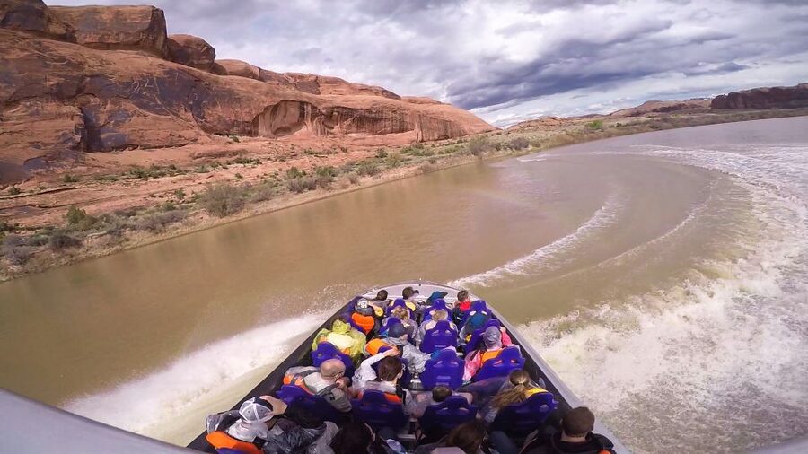 Moab: 1-Hour Colorado River Speed Boat Tour - A fast, wet introduction to the Colorado River