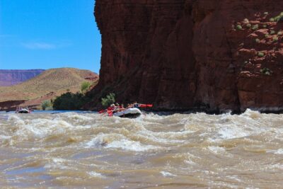 Moab Afternoon Half Day Rafting Trip – Colorado River
