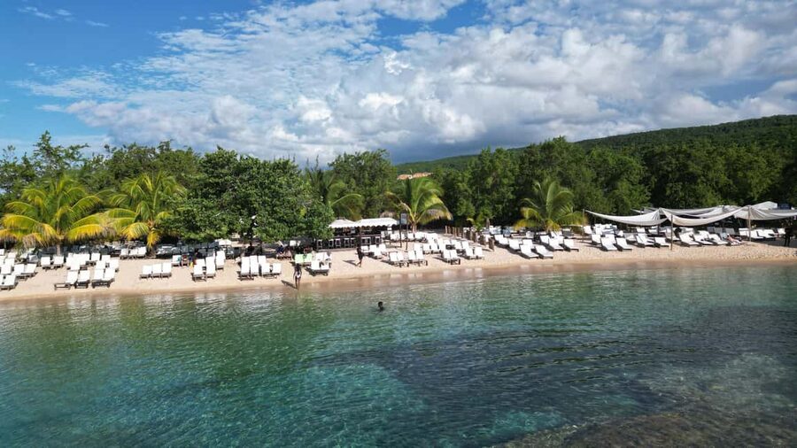 Montego Bay: Dunn's River Falls & Lunch at Bamboo Beach Club - What to bring for a smoother day